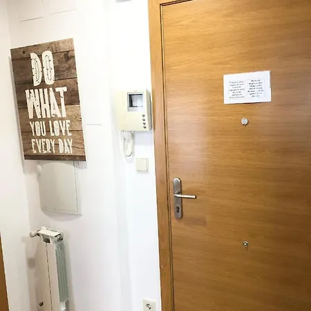 Apartamento 2 Centrico Garaje Wi-fi Para Trabajar * קסטרו אורדיאלס